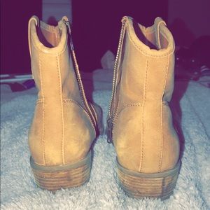 American eagle boots